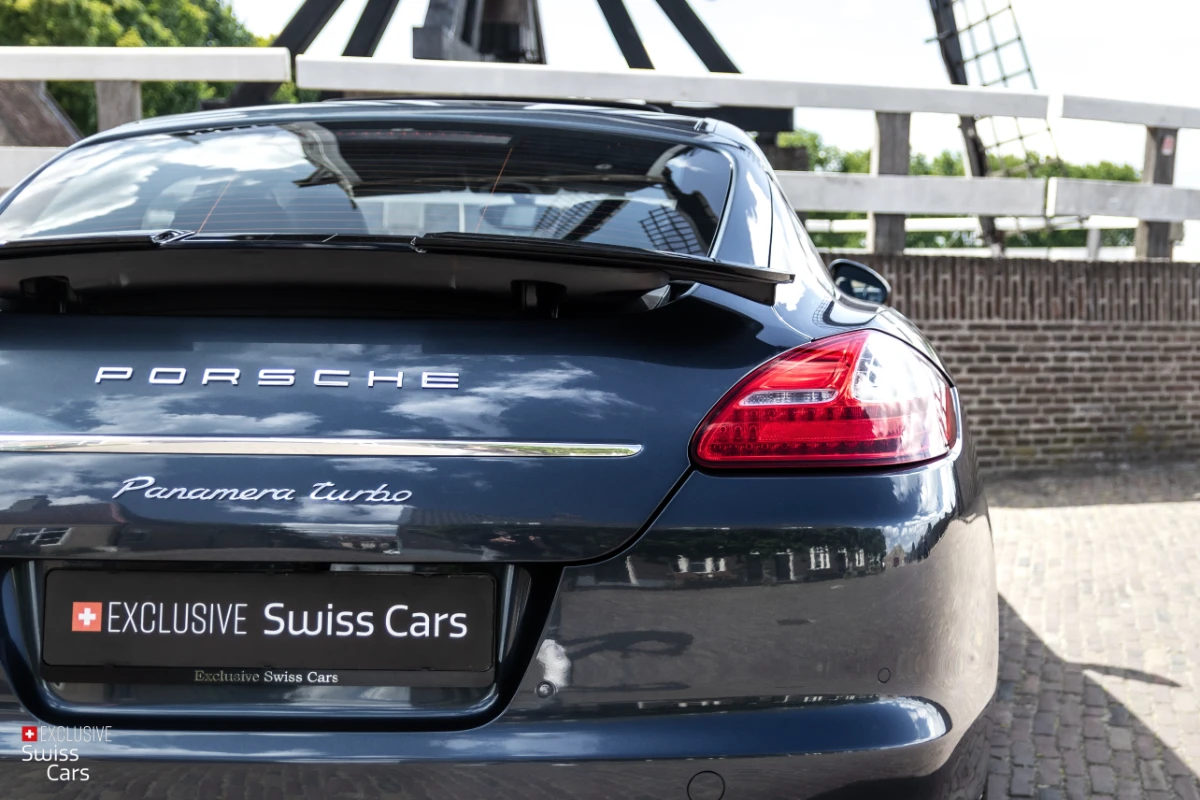 Exclusive Swiss Cars ORshoots - Exclusive Swiss Cars - Porsche Panamera Turbo - Met WM (12)