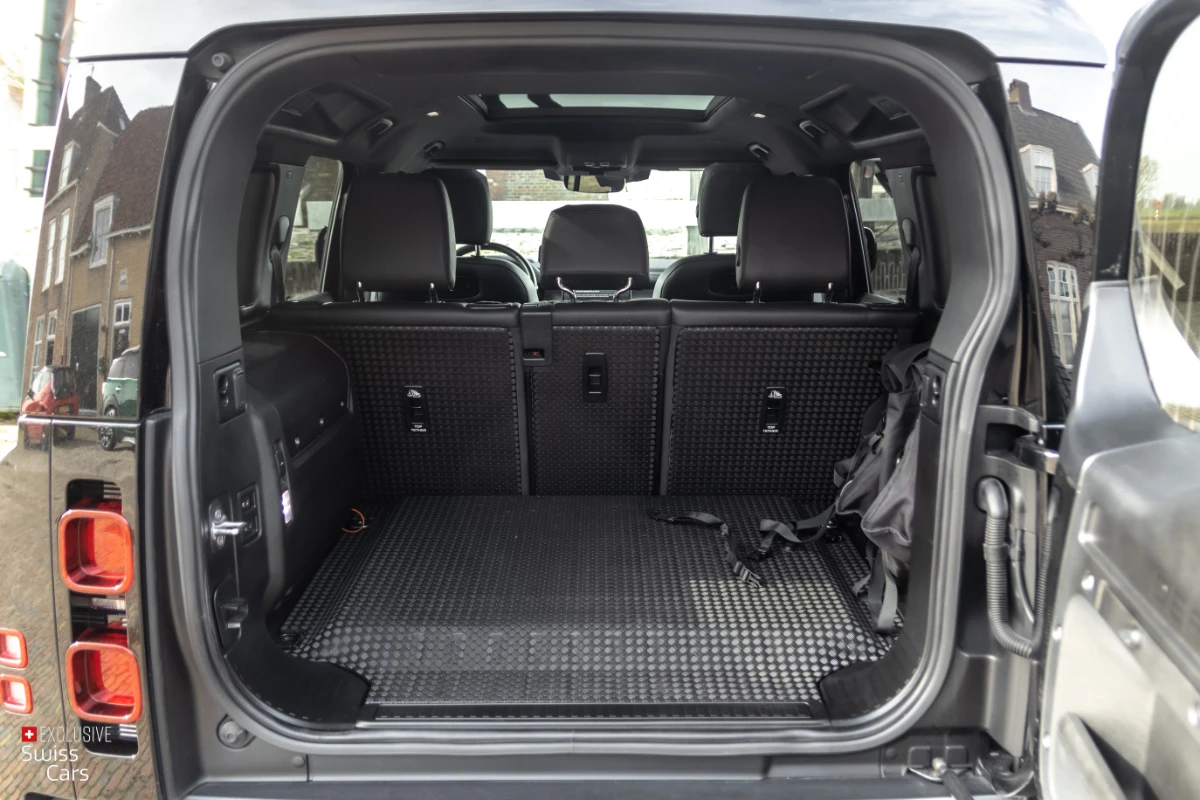 Exclusive Swiss Cars ORshoots - Exclusive Swiss Cars - Land Rover Defender - Met WM (36)