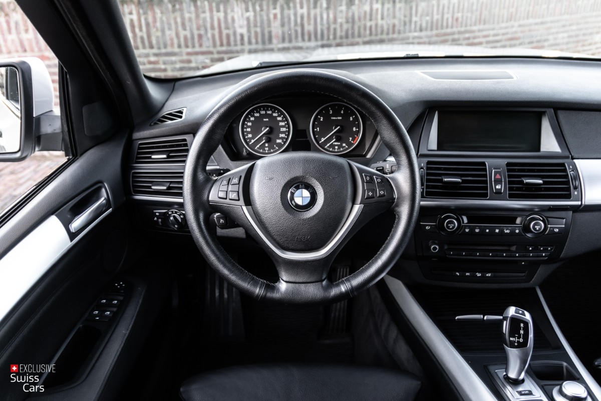 ORshoots - Exclusive Swiss Cars - BMW X5 - Met WM (47)