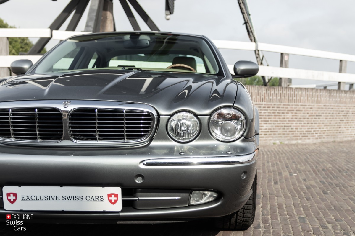 ORshoots - Exclusive Swiss Cars - Jaguar XJ - Met WM (4)