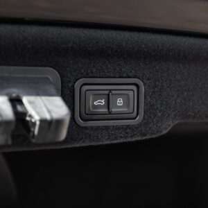 ORshoots - Exclusive Swiss Cars - Audi S8 - Met WM (26)