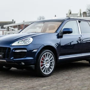 ORshoots - Exclusive Swiss Cars - Porsche Cayenne Turbo - Met WM (1)