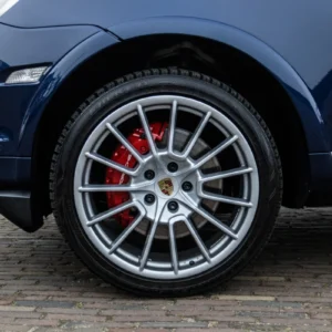 ORshoots - Exclusive Swiss Cars - Porsche Cayenne Turbo - Met WM (7)