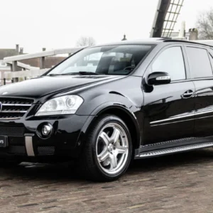 ORshoots - Exclusive Swiss Cars - Mercedes ML63 AMG - Met WM (1)