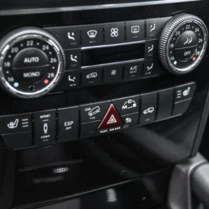 ORshoots - Exclusive Swiss Cars - Mercedes ML63 AMG - Met WM (18)