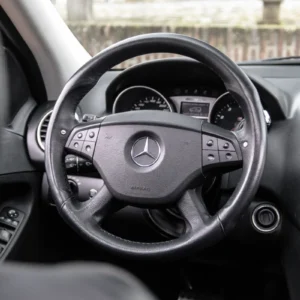 ORshoots - Exclusive Swiss Cars - Mercedes ML63 AMG - Met WM (28)