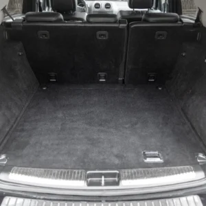 ORshoots - Exclusive Swiss Cars - Mercedes ML63 AMG - Met WM (36)