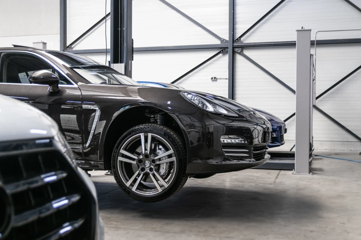 detailing-werkplaats-service-drunen-polijsten-coating-ppf-folie (11)