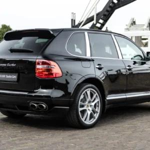 ORshoots - Exclusive Swiss Cars - Porsche Cayenne Turbo - Met WM (10)
