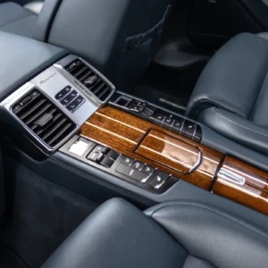 ORshoots - Exclusive Swiss Cars - Porsche Panamera Turbo - Met WM (36)