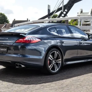ORshoots - Exclusive Swiss Cars - Porsche Panamera Turbo - Met WM (9)
