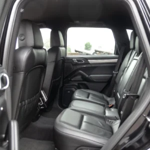 ORshoots - Exclusive Swiss Cars - Porsche Cayenne Hybrid - Met WM (28)