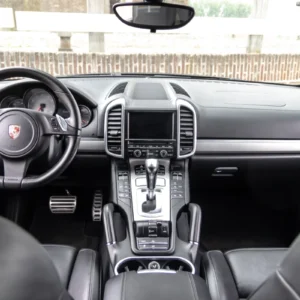 ORshoots - Exclusive Swiss Cars - Porsche Cayenne Hybrid - Met WM (30)