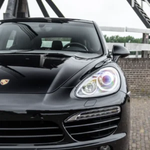 ORshoots - Exclusive Swiss Cars - Porsche Cayenne Hybrid - Met WM (4)