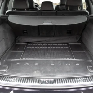 ORshoots - Exclusive Swiss Cars - Porsche Cayenne Hybrid - Met WM (40)