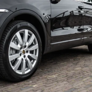 ORshoots - Exclusive Swiss Cars - Porsche Cayenne Hybrid - Met WM (6)