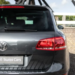 ORshoots - Exclusive Swiss Cars - Volkswagen Touareg - Met WM (12)