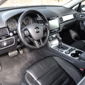 ORshoots - Exclusive Swiss Cars - Volkswagen Touareg - Met WM (15)