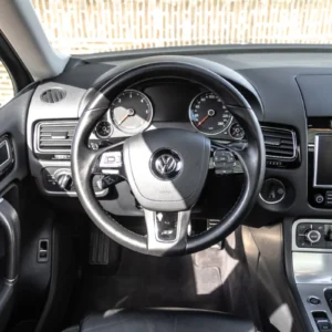 ORshoots - Exclusive Swiss Cars - Volkswagen Touareg - Met WM (33)