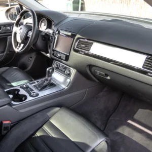 ORshoots - Exclusive Swiss Cars - Volkswagen Touareg - Met WM (34)