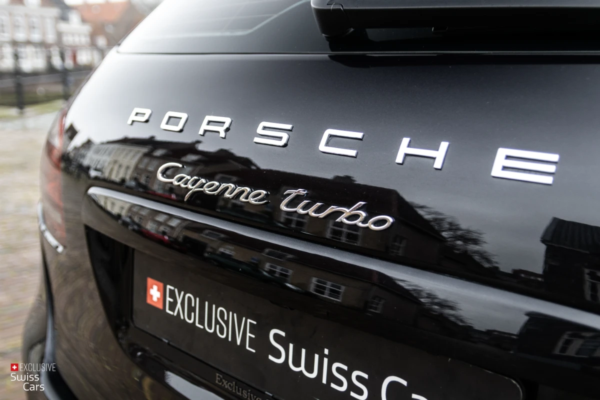 Exclusive Swiss Cars ORshoots - Exclusive Swiss Cars - Porsche Cayenne Turbo - Met WM (14)