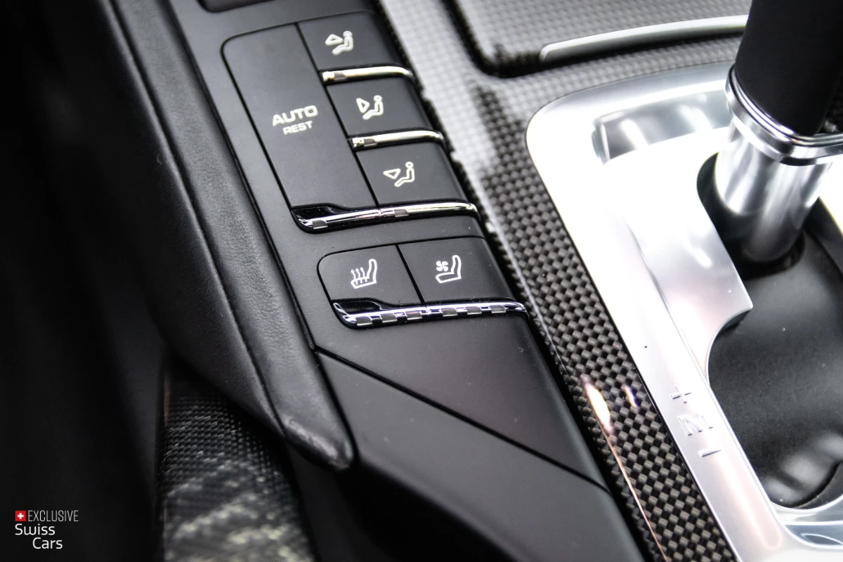 Exclusive Swiss Cars ORshoots - Exclusive Swiss Cars - Porsche Cayenne Turbo - Met WM (22)