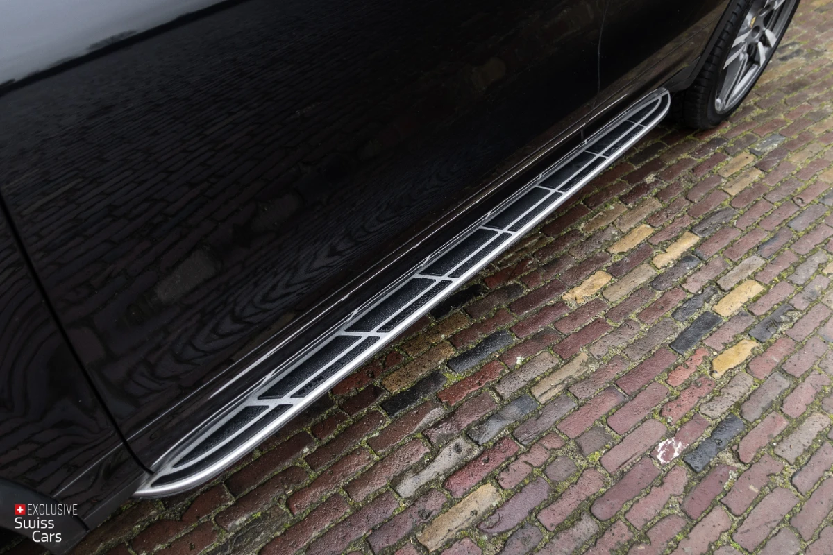 Exclusive Swiss Cars ORshoots - Exclusive Swiss Cars - Porsche Cayenne Turbo - Met WM (8)