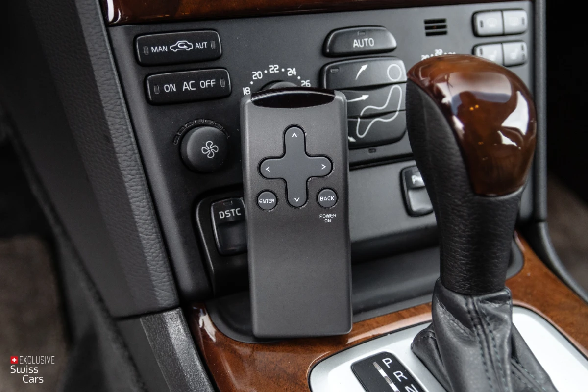 Exclusive Swiss Cars ORshoots - Exclusive Swiss Cars - Volvo XC90 - Met WM (20)