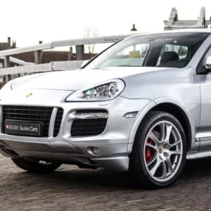 ORshoots - Exclusive Swiss Cars - Porsche Cayenne GTS - Met WM (2)