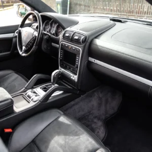 ORshoots - Exclusive Swiss Cars - Porsche Cayenne GTS - Met WM (33)