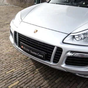 ORshoots - Exclusive Swiss Cars - Porsche Cayenne GTS - Met WM (5)