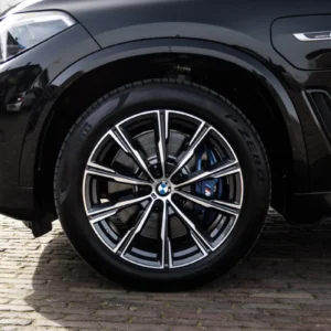 ORshoots - Exclusive Swiss Cars - BMW X5 (10) - 1 - Met WM