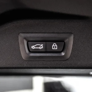 ORshoots - Exclusive Swiss Cars - BMW X5 (44) - 1 - Met WM