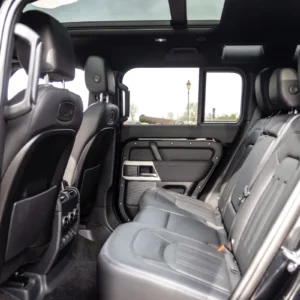ORshoots - Exclusive Swiss Cars - Land Rover Defender - Met WM (25)