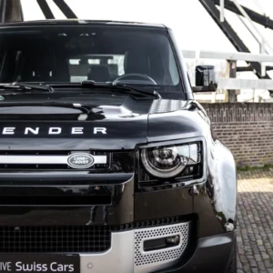 ORshoots - Exclusive Swiss Cars - Land Rover Defender - Met WM (4)