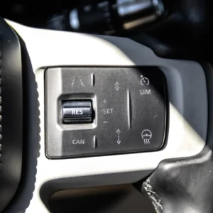 ORshoots - Exclusive Swiss Cars - Land Rover Defender - Met WM (21)