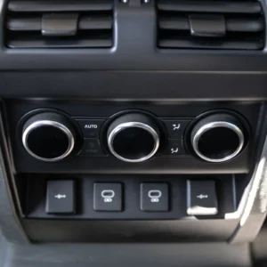 ORshoots - Exclusive Swiss Cars - Land Rover Defender - Met WM (28)