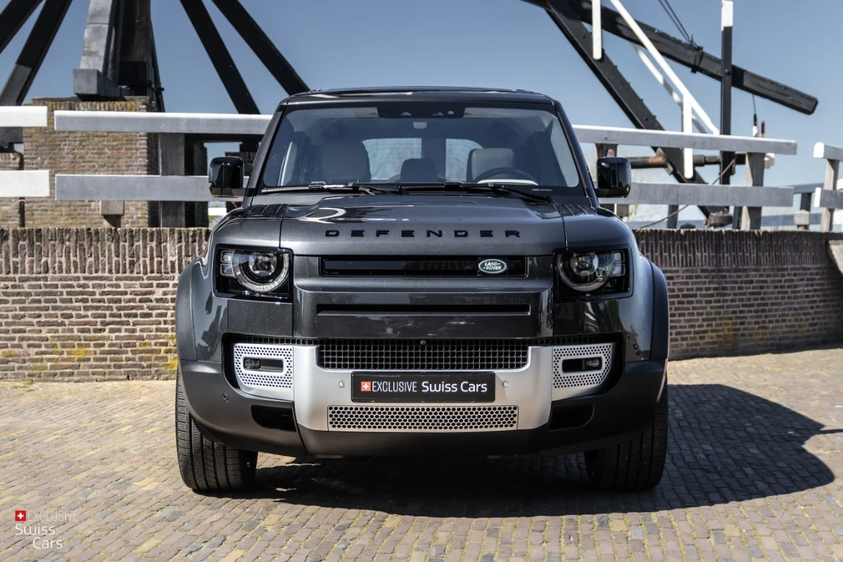 ORshoots - Exclusive Swiss Cars - Land Rover Defender - Met WM (3)