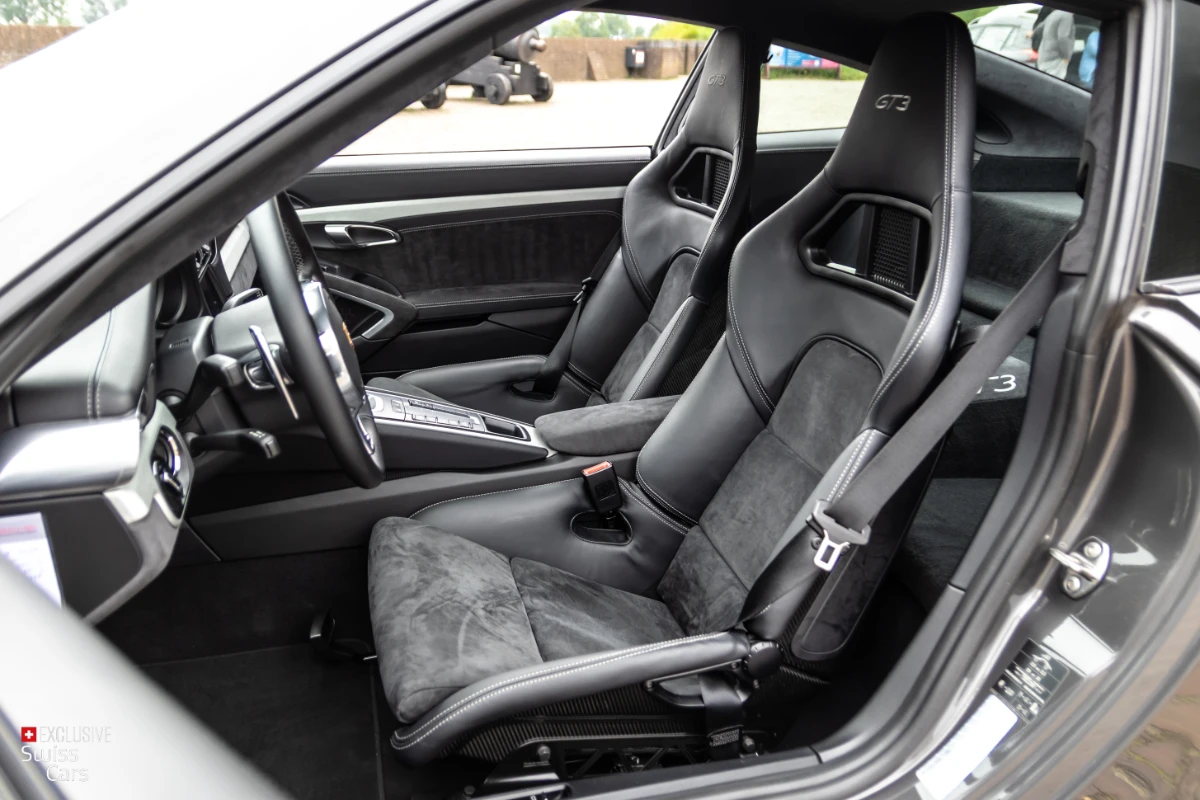 Exclusive Swiss Cars ORshoots - Exclusive Swiss Cars - Porsche 911 GT3 - Met WM (28)