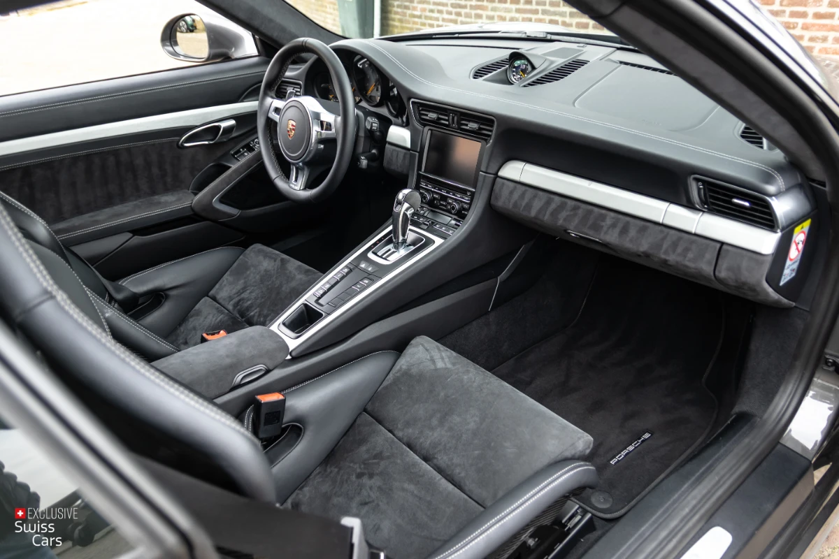 Exclusive Swiss Cars ORshoots - Exclusive Swiss Cars - Porsche 911 GT3 - Met WM (33)