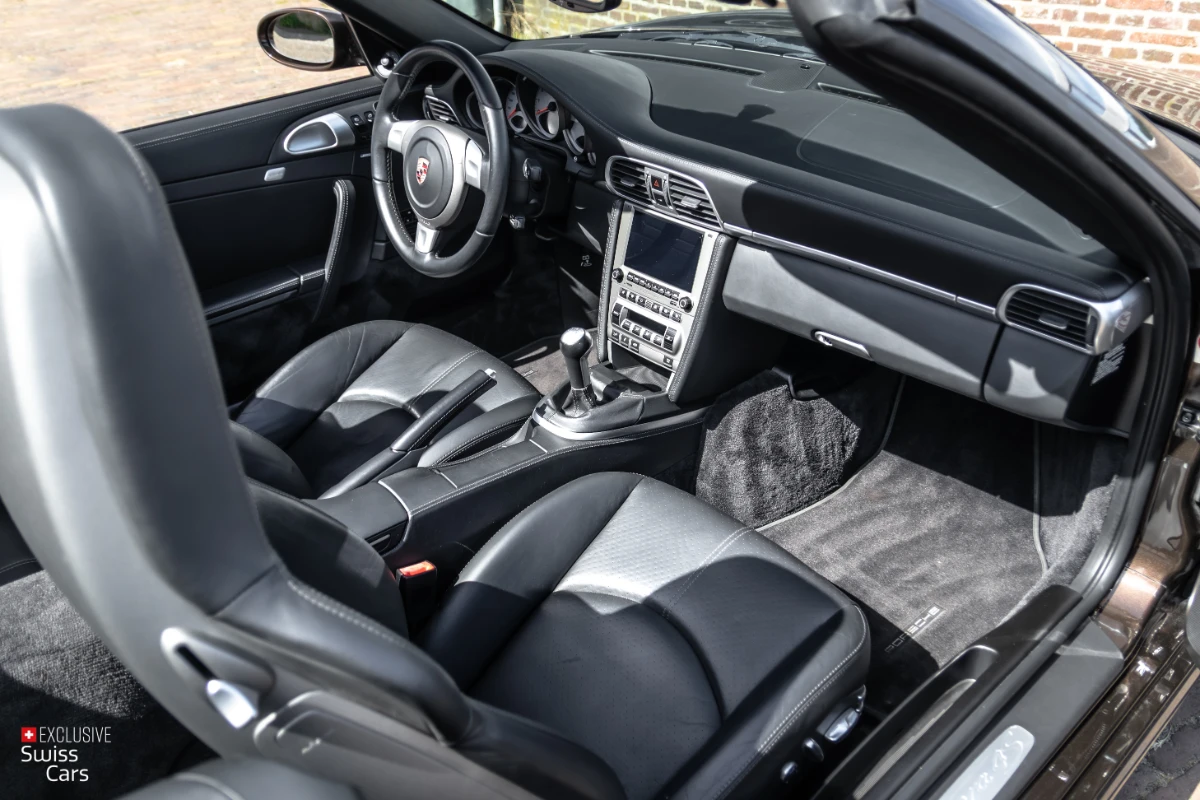Exclusive Swiss Cars ORshoots - Exclusive Swiss Cars - Porsche 911 - Met WM (37)
