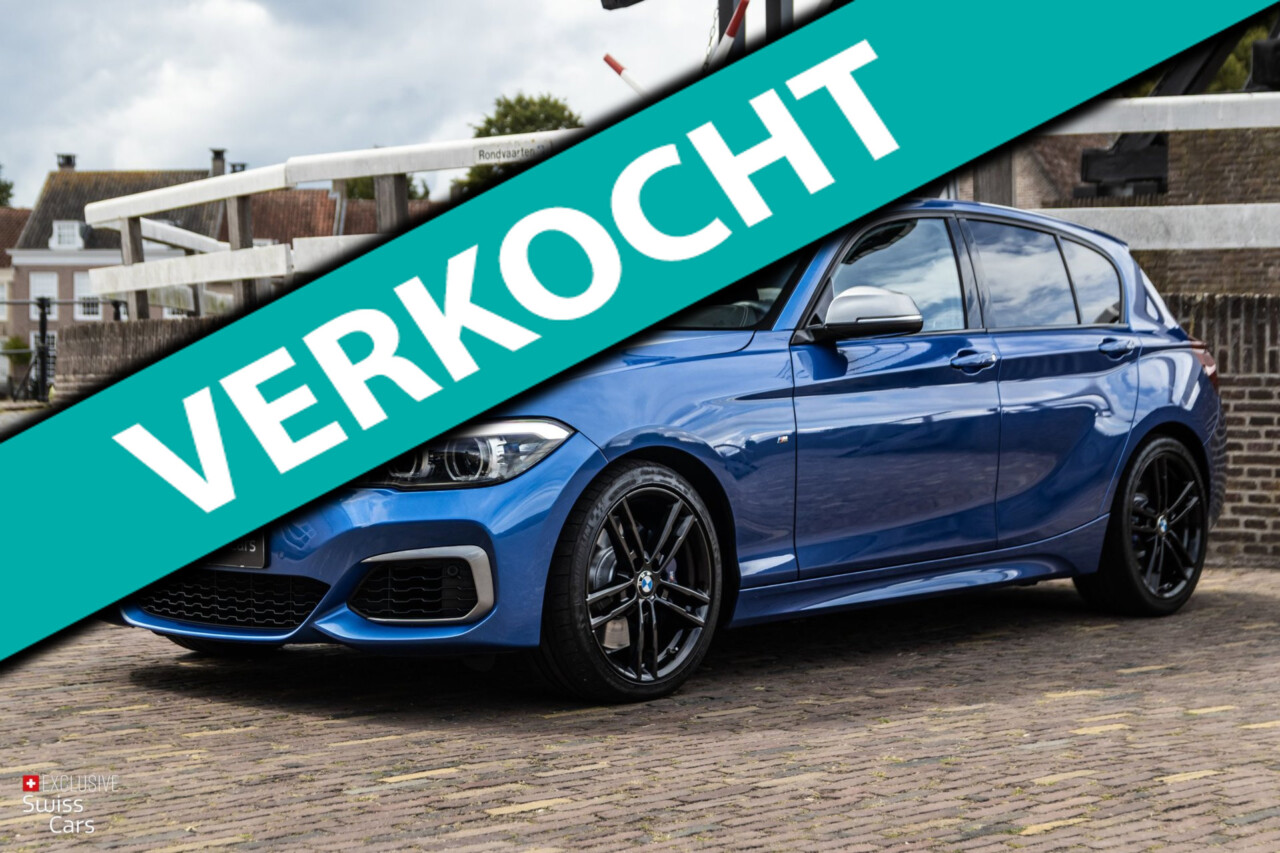 BMW 1 Serie M140i Adaptief M-onderstel Leder CarPlay Glazen dak LCI2