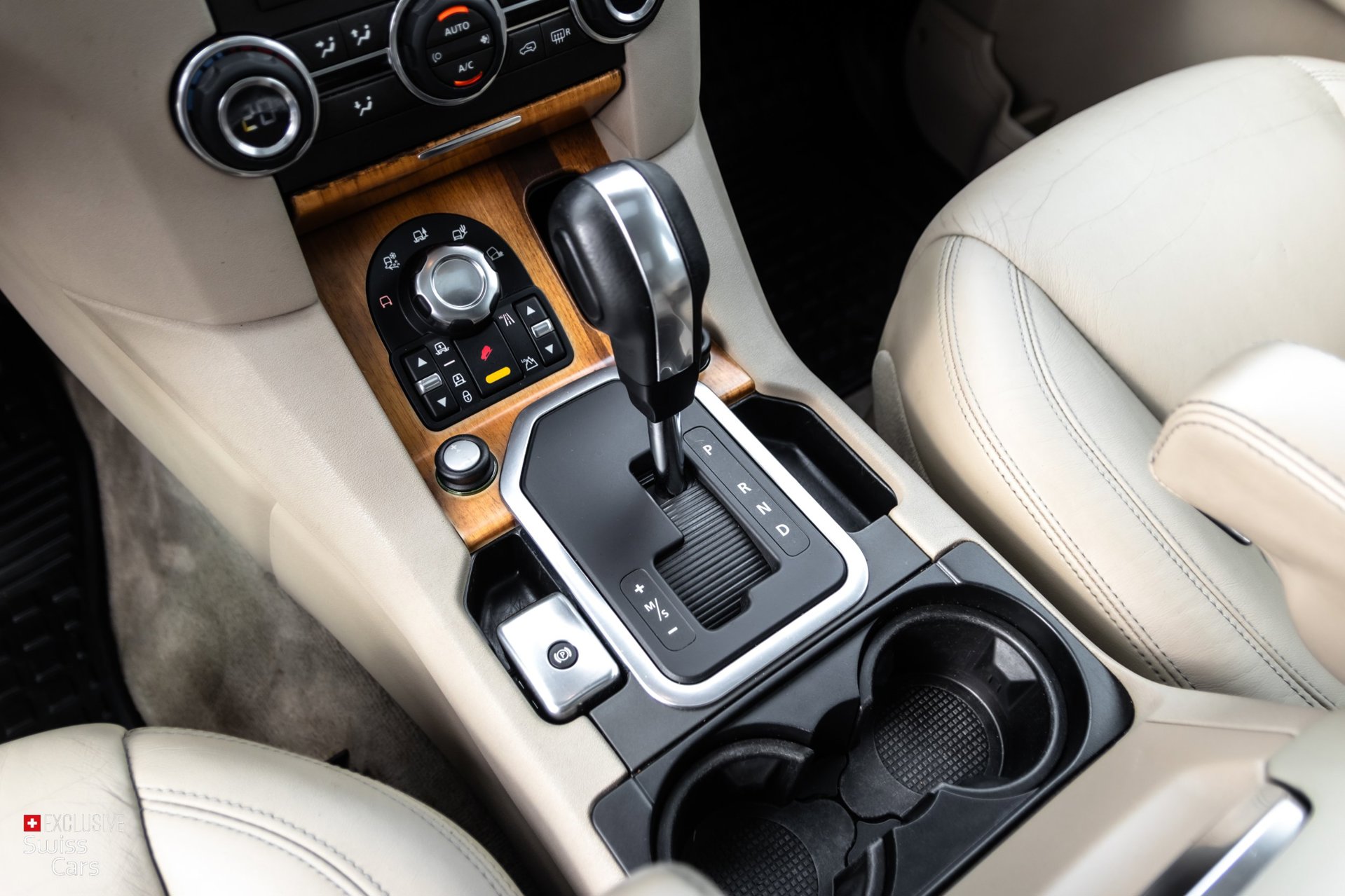 Land Rover Discovery 3.0 SDV6 HSE 7-Persoons Windsor Leder Panorama Luchtvering – foto 20
